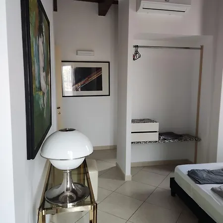 Trani Residence דירה
